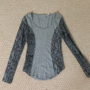 Lululemon: Longsleeve